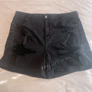 American Eagle Black Mom Shorts